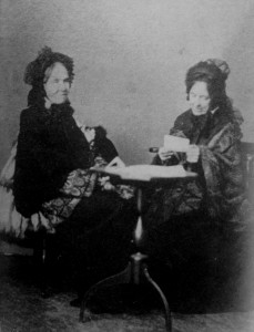 GlastonburySmithSisterPortrait Abigail and Julia Smith
