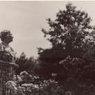 Helen Keller in her garden at Arcan Ridge, Easton