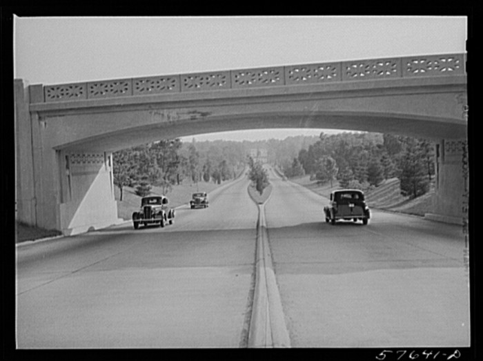 Merritt Parkway to New Haven, 1941