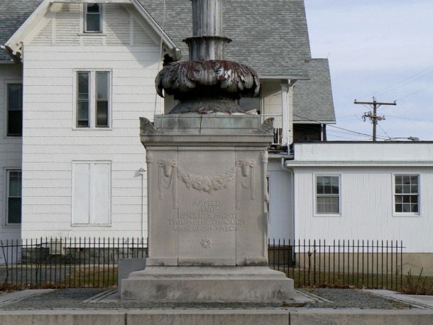 World War Monument, Naugatuck <br />- Dave Pelland, CTMonuments.net World War Monument, Naugatuck