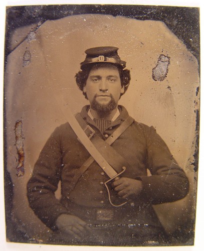 Unidentified soldier in Union uniform holding 1818 Nathan Starr Contract cavalry saber