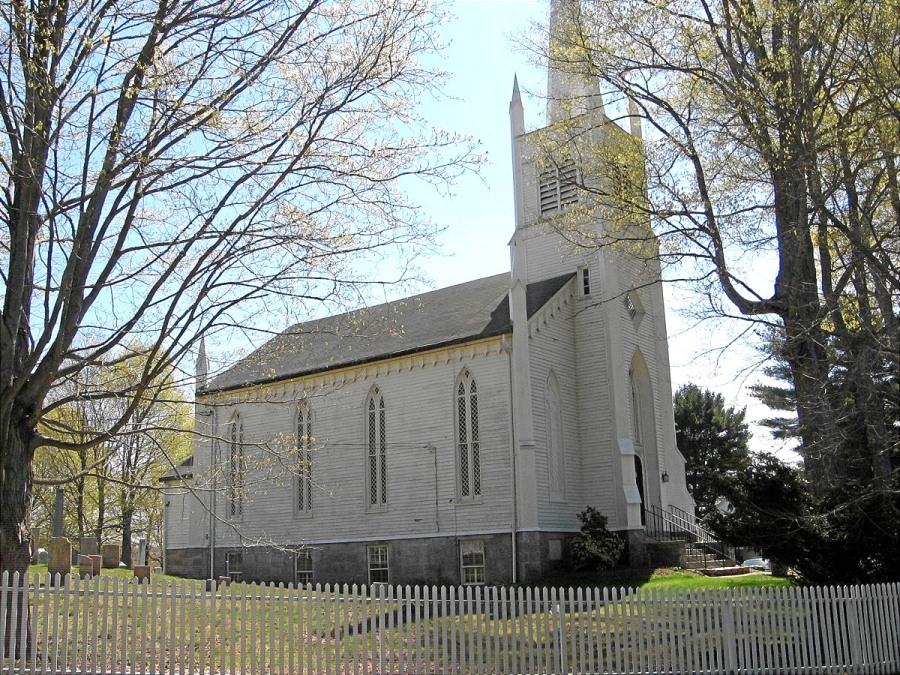 Christ Episcopal Church and Tashua Burial Ground, Trumbull