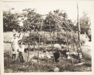 Frame for Indian round house